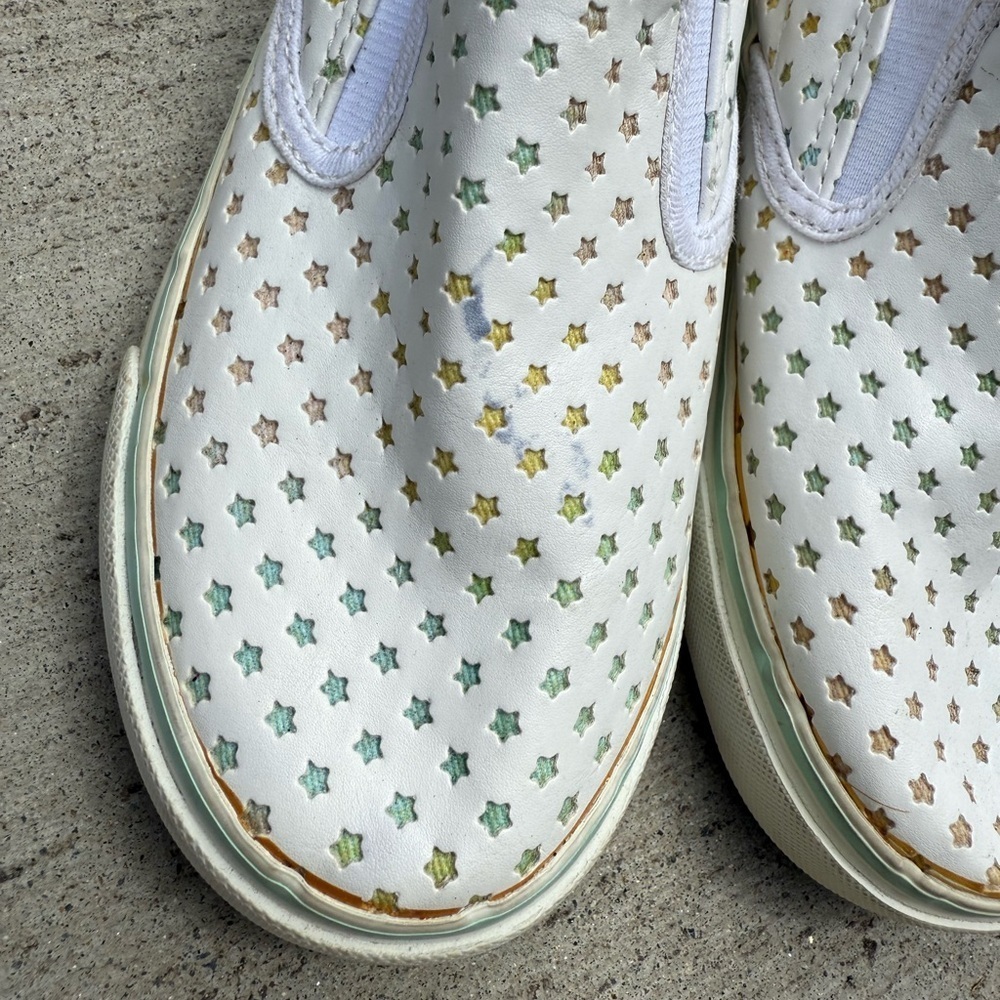Old Navy White Sneakers Slip-On Canvas - Picture 3 of 6